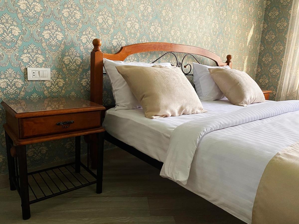 Shirbakyan Boutique Hotel & Apartments Jerevan Exteriör bild